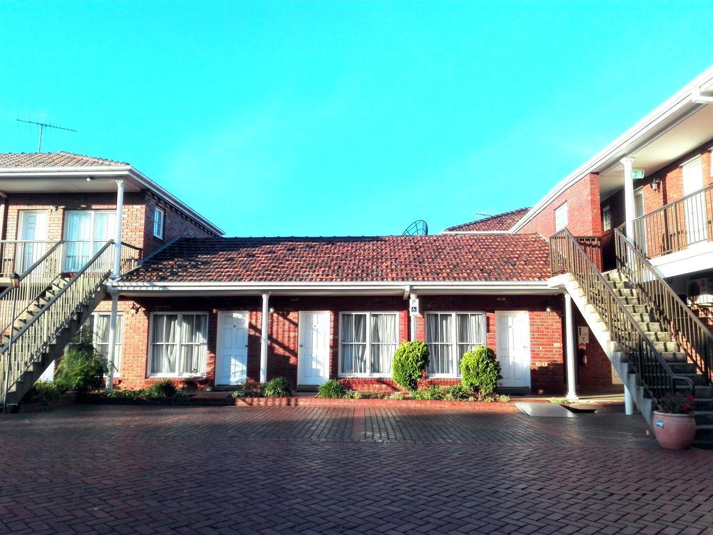 Glen 3* Glen Waverley