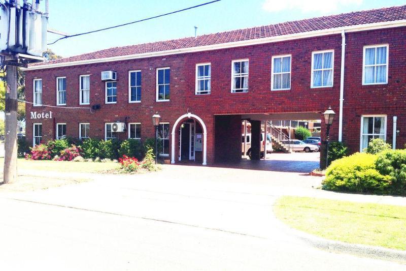 Glen 3* Glen Waverley